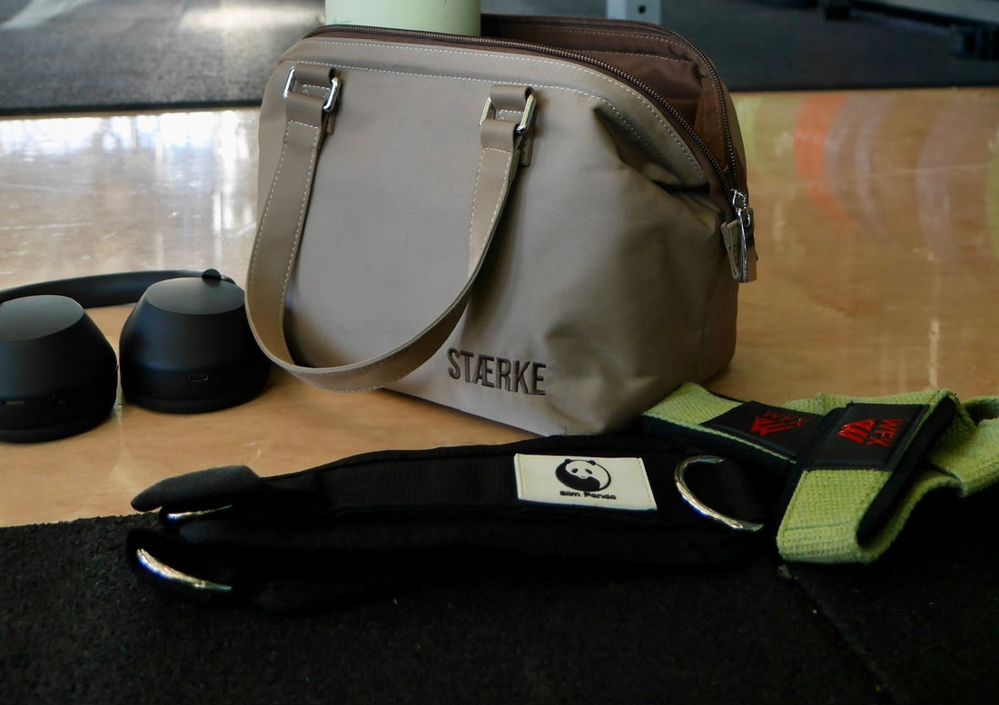 Please stop throwing your things onto the gym floor (here’s why)